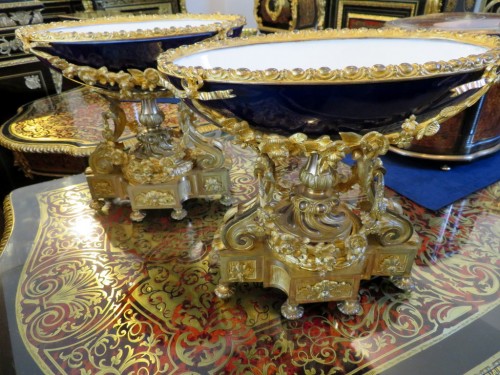 Paire de centre de table en bronze doré et bleu de Sévres fin XIXe - Objet de décoration Style Napoléon III