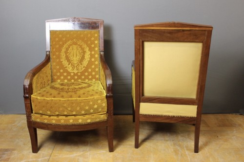 Paire de bergères Empire en acajou et placage - Sièges Style Empire