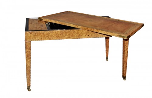 Table Tric-Trac en loupe d'orme début 19e siècle