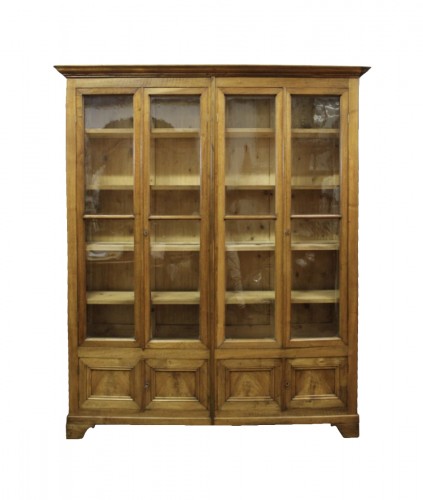 Louis Philippe bookcase in walnut wood
