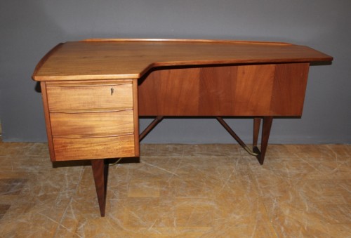 Bureau scandinave et son fauteuil en teck par Peter Lovig Nielsen daté 1966 - Mobilier Style Années 50-60
