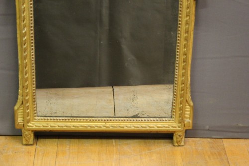 18th century - Louis XVI gilded wood mirror