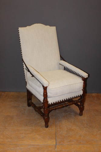 Antiquités - Fauteuil à crémaillère en bois de noyer d'époque Louis XIV