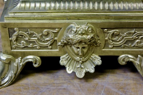 Colonne de présentation Napoléon III en bronze doré - Objet de décoration Style Napoléon III