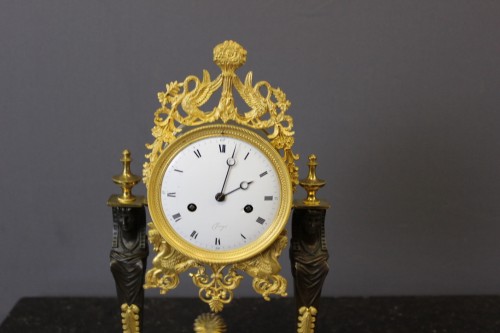 Gilt bronze and patinated portico clock &quot;Retour d&#039;Egypte&quot; early 19th century - Horology Style Empire