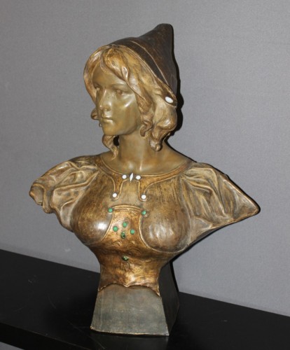 Buste de jeune femme en terre cuite par Goldscheider vers 1900 - Céramiques, Porcelaines Style Art nouveau