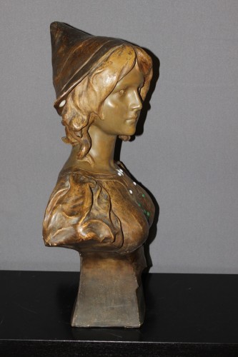 Art nouveau - Buste de jeune femme en terre cuite par Goldscheider vers 1900