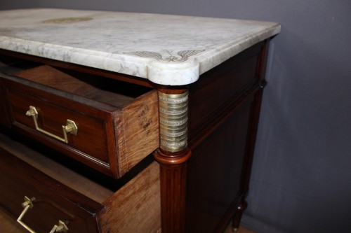 Antiquités - Commode  Louis XVI en acajou fin XVIIIe siècle