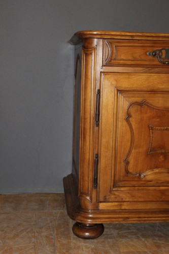 Antiquités - 18th-century walnut sideboard