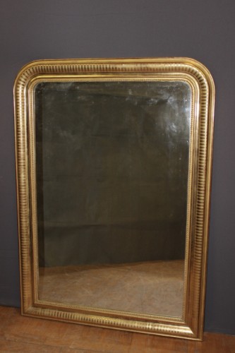 Antiquités - Miroir d'époque Louis Philippe en stuc doré