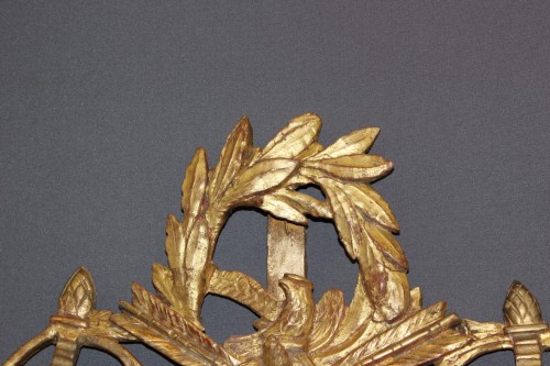 Antiquités - Miroir Louis XVI en bois sculpté et doré