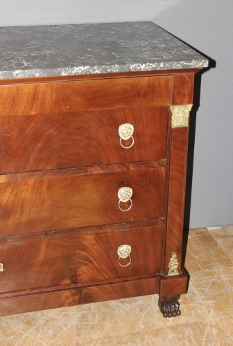 XIXe siècle - Commode d'époque Restauration en acaju