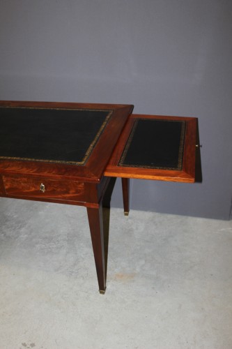 Mobilier Bureau et Secrétaire - Bureau plat et en acajou d'époque Restauration