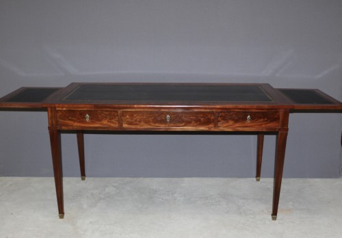 Bureau plat et en acajou d'époque Restauration - Antiquités Christophe Rochet