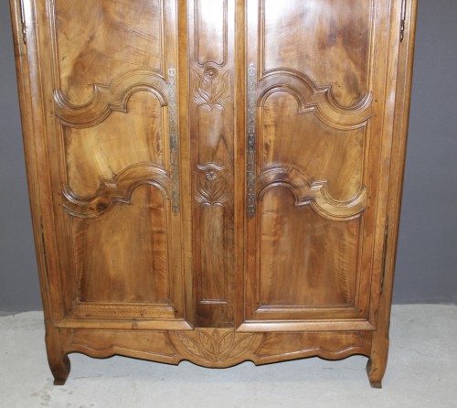 Antiquités - Armoire Bressane en noyer dDatée 1888