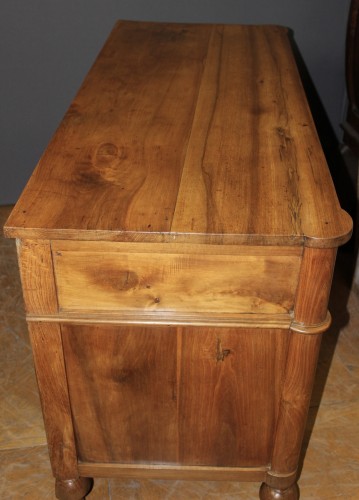 XVIIIe siècle - Commode Directoire En Noyer Fin XVIII