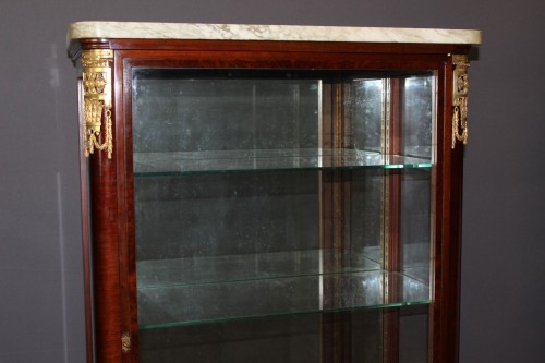 Vitrine en acajou - Mobilier Style Napoléon III