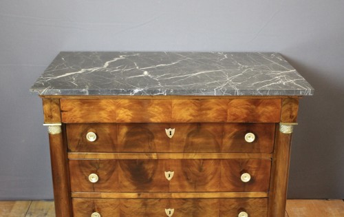 Commode Empire à colonnes Détachées en noyer début XIX - Mobilier Style Empire