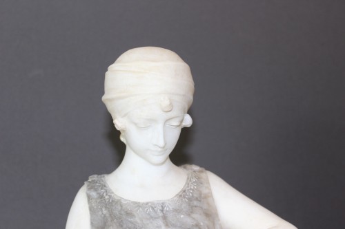 Sculpture Sculpture en Marbre - Femme au turban par Corrini