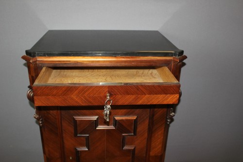 Mobilier Cabinet & Coffre - Coffre fort Napoléon III dans un meuble en Palissandre