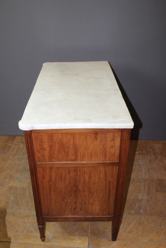Antiquités - Petite Commode Louis XVI début XIX
