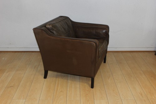 Antiquités - Paire de fauteuils en cuir par Borge Mogensen vers 1970