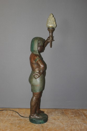 Nubien porte torchère à l'egyptienne en fonte de fer XIXe siècle - Napoléon III