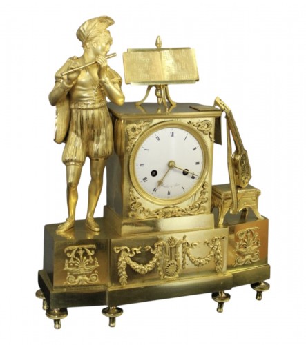 Pendule troubadour en bronze doré d'époque Charles X