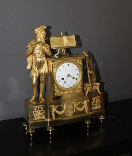 Pendule troubadour en bronze doré d'époque Charles X - Horlogerie Style Restauration - Charles X