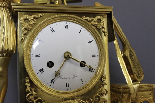 Antiquités - Pendule troubadour en bronze doré d'époque Charles X