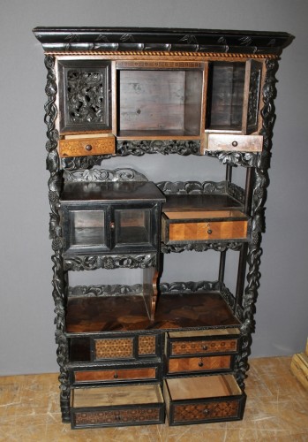 Antiquités - Cabinet en marqueterie fin XIXe
