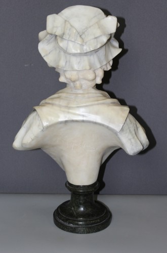 Art nouveau - Buste de jeune femme en albâtre d'après Greuze vers 1900