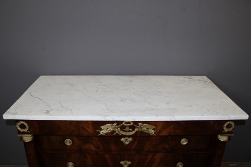 Commode Empire en acajou début XIXe - Empire