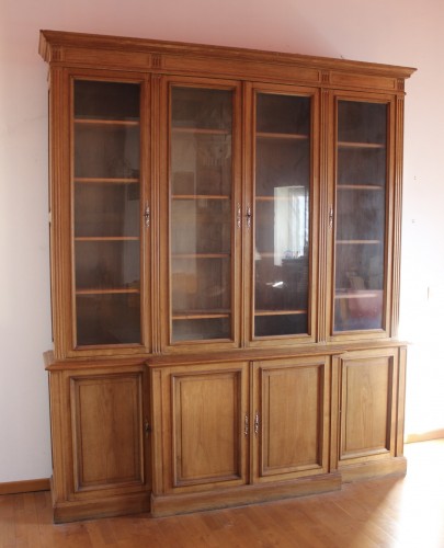 Antiquités - Light oak bookcase circa 1900