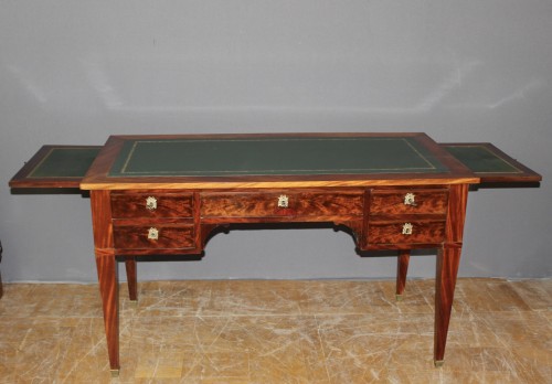 Bureau Restauration en acajou début XIXe - Mobilier Style Restauration - Charles X