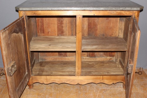 Louis XVI - Bahut à pierre en noyer, fin 18e