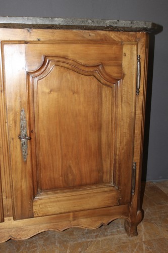 Antiquités - Bahut à pierre en noyer, fin 18e