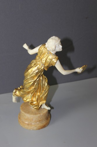 Sculpture Sculpture en Bronze - Femme au tambourin par Affortunato Gori
