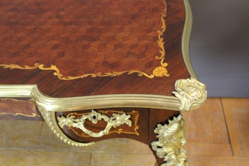 Napoléon III - Bureau en marqueterie et bronze d'époque Napoléon III