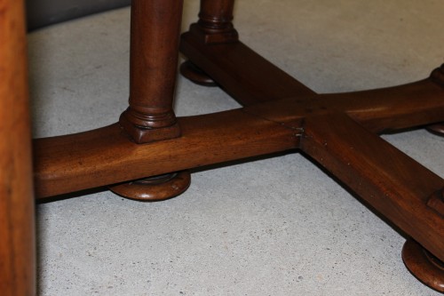 XVIIe siècle - Table dite en Croix de Lorraine fin XVIIe siècle