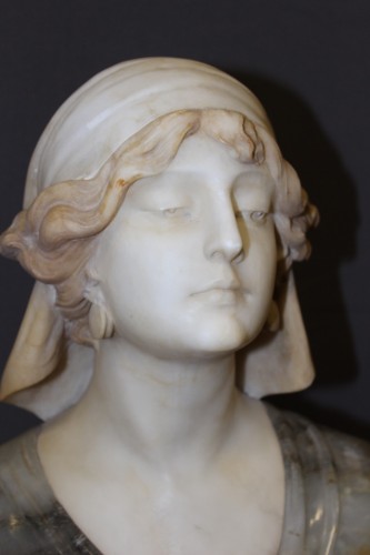 Buste de jeune femme en albâtre à deux couleurs Art nouveau - Antiquités Christophe Rochet