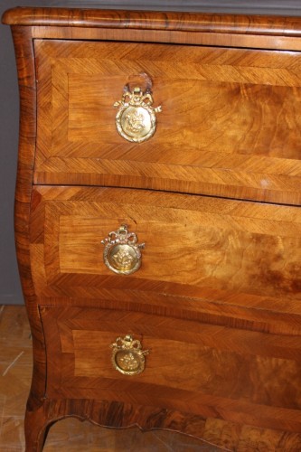 Commode Louis XV en marqueterie de noyer - Antiquités Christophe Rochet