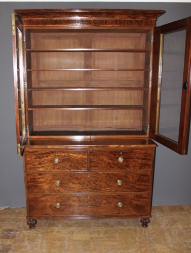 English mahogany bookcase stamped Edwards and Roberts - Furniture Style Napoléon III