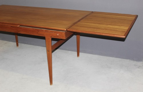20th century - Danish teak dining table circa 1960 - Ejvind A. Johansson (1923 - 2002)