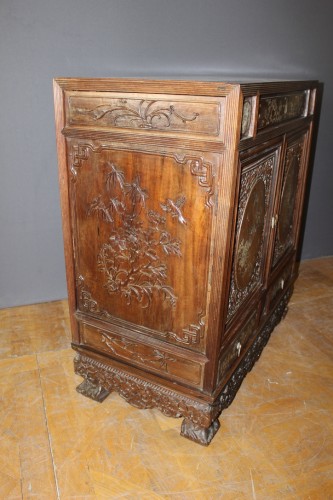 XIXe siècle - Cabinet Indochinois en bois exotique et incrustation de nacre fin 19e