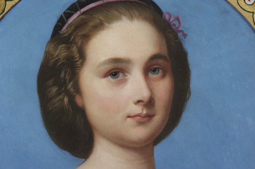 Romain Cazes (1808-1885) Portrait of a young girl with wax on stone - Paintings & Drawings Style Napoléon III