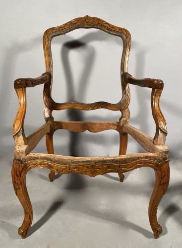 Pair of armchairs à la reine by Jean Sené, Louis XV period around 1750. - Seating Style Louis XV