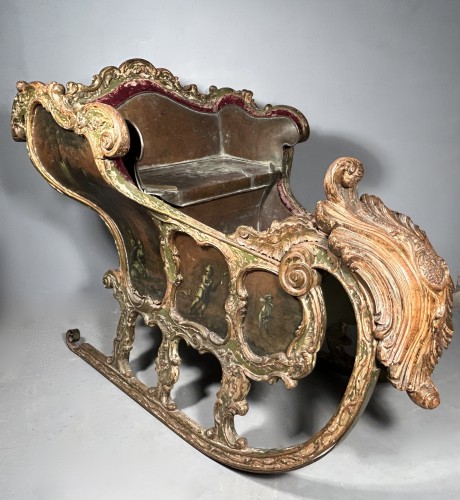 Snow sled decorated with Martin varnish around 1750 - 