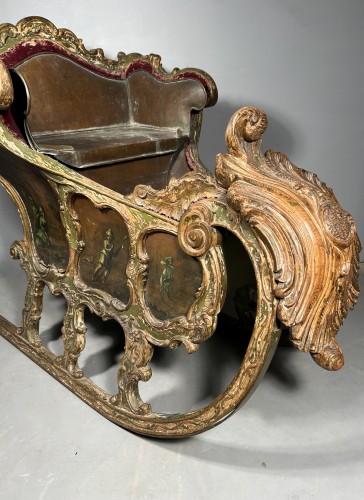 Louis XV - Snow sled decorated with Martin varnish around 1750