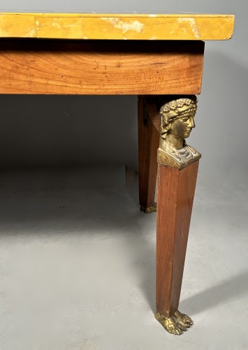 Restauration - Charles X - Table basse en pietra dura, Italie 19e siècle